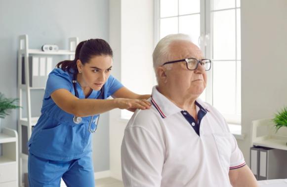 Consultation d’ostéopathie avec Perrine Godsens
