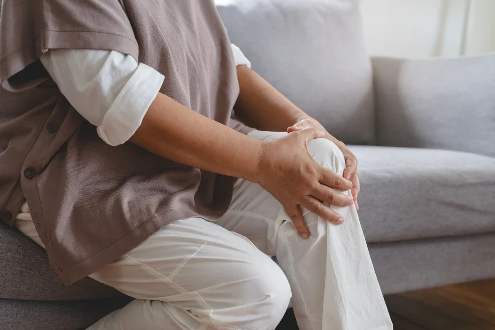 Douleurs articulaires et inflammation : comment les gérer au quotidien
